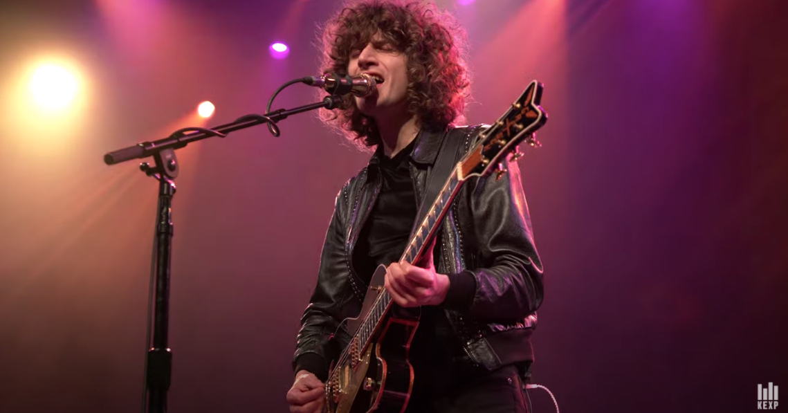 Temples live in concert